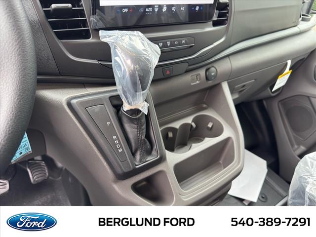 2025 Ford Transit Base - Photo 19