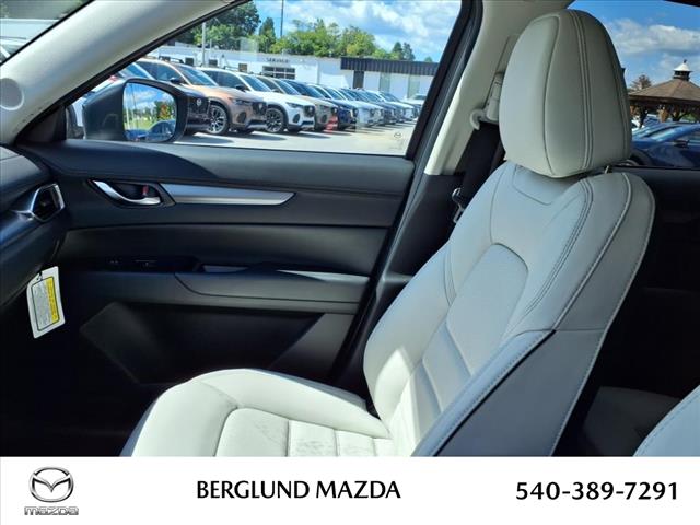2025 Mazda CX-5 2.5 S Preferred Package - Photo 19