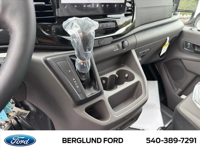 2025 Ford Transit XLT - Photo 20