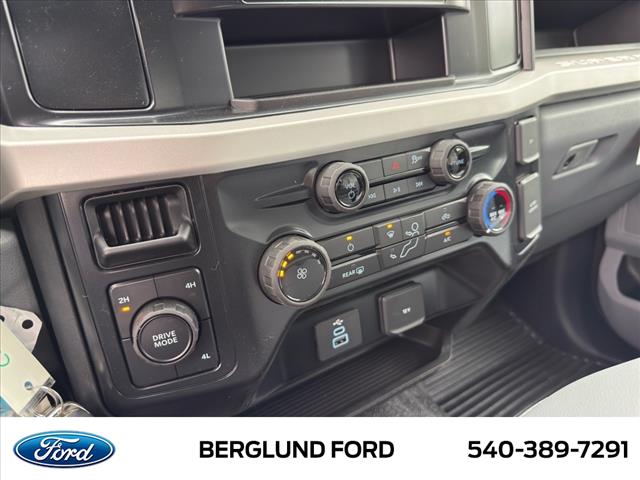 2025 Ford F-350 Super Duty XL - Photo 20
