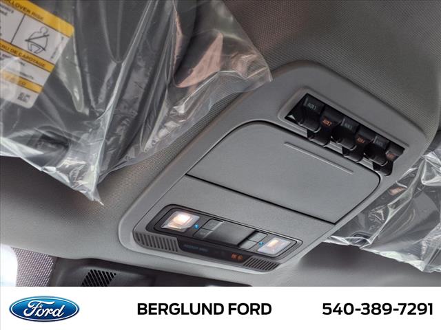 2025 Ford F-600 XL - Photo 20