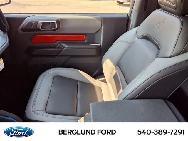 2024 Ford Bronco Black Diamond - Photo 20
