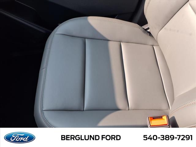2025 Ford Explorer Active - Photo 20