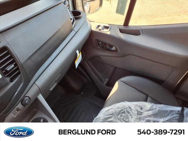 2025 Ford Transit 350 - Photo 20