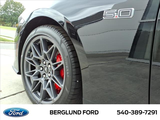 2025 Ford Mustang GT Premium - Photo 21