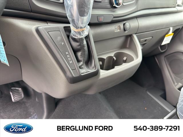 2025 Ford Transit Base - Photo 21