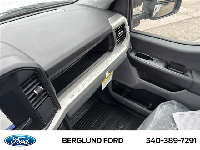 2025 Ford F-350 Super Duty XL - Photo 22