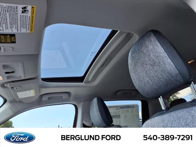 2025 Ford Maverick XLT - Photo 25