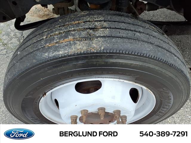 2016 Ford F-550 XL - Photo 29