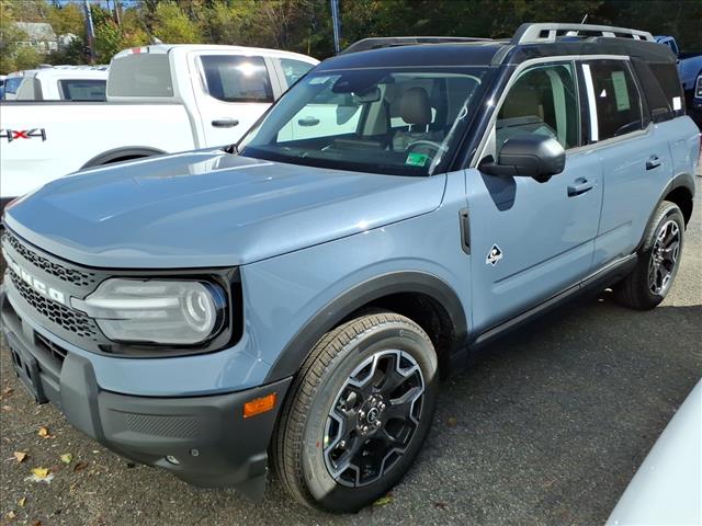 2025 Ford Bronco Sport Outer Banks - Photo 2