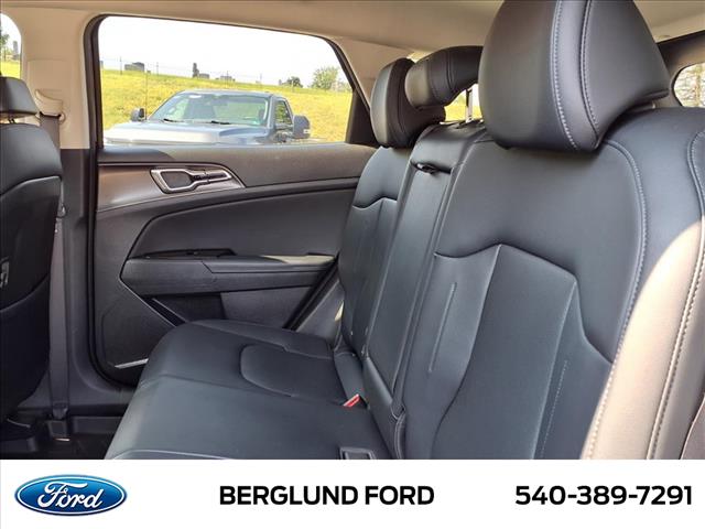 2023 Kia Sportage Hybrid EX - Photo 36
