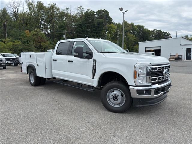 2025 Ford F-350 Super Duty XL - Photo 3