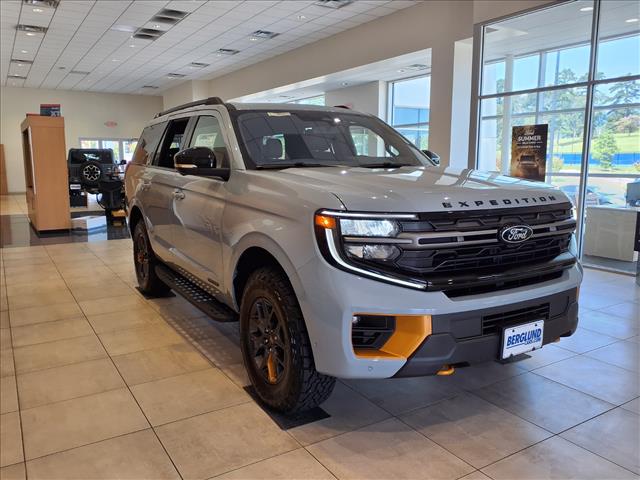 2025 Ford Expedition Tremor - Photo 3