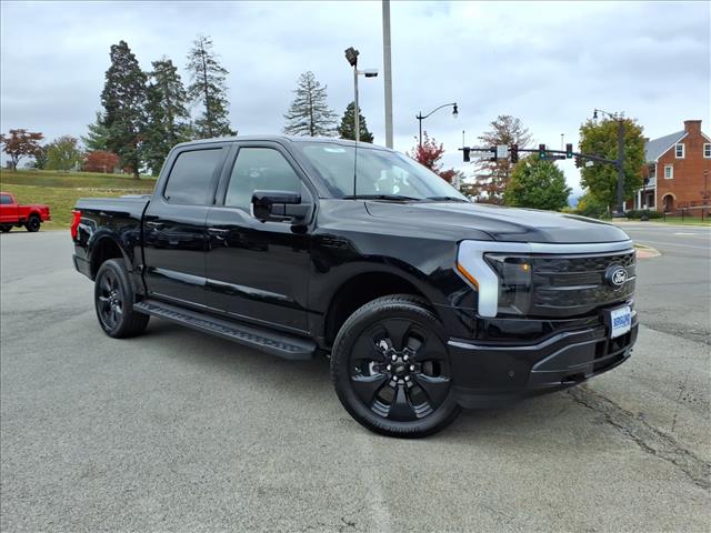 2025 Ford F-150 Lightning Platinum - Photo 3