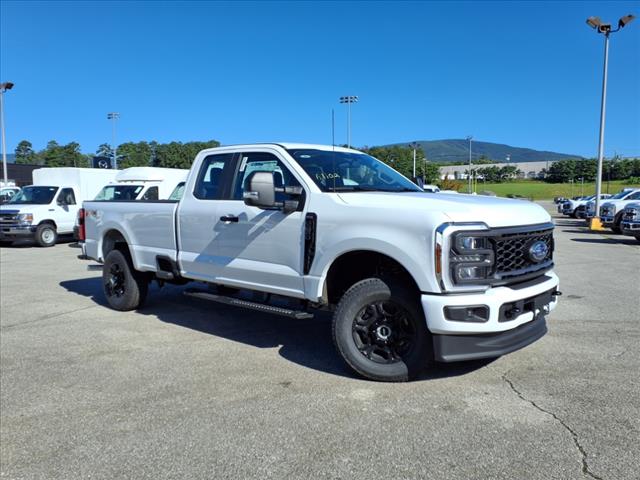 2025 Ford F-350 Super Duty XL - Photo 3