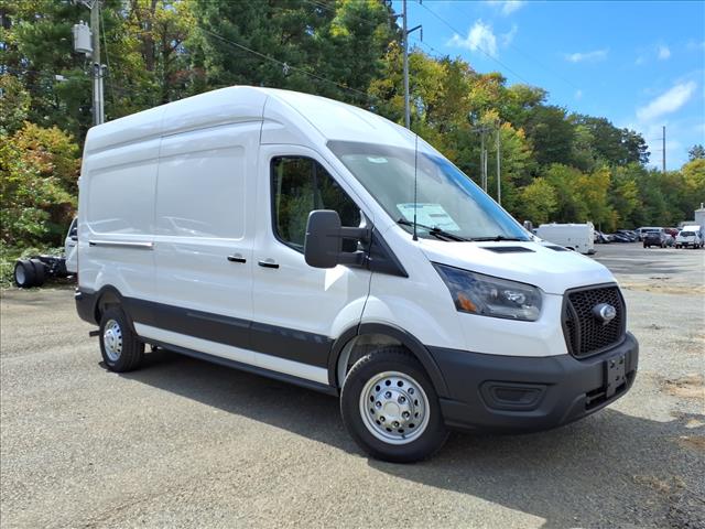 2025 Ford Transit Base - Photo 3