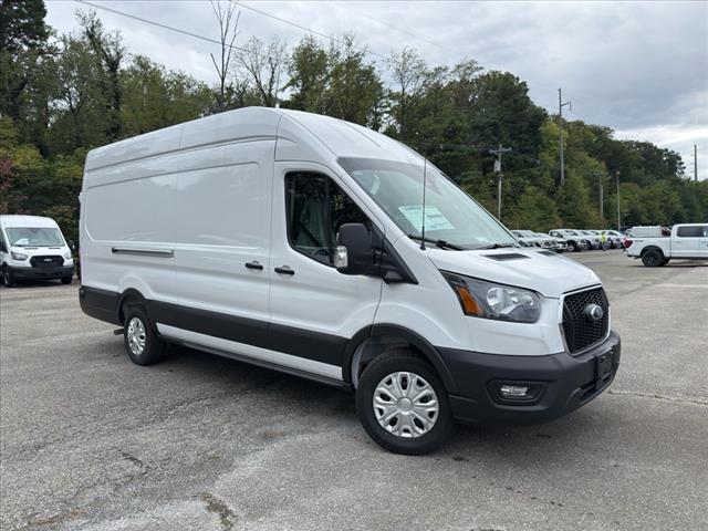 2025 Ford Transit Base - Photo 3