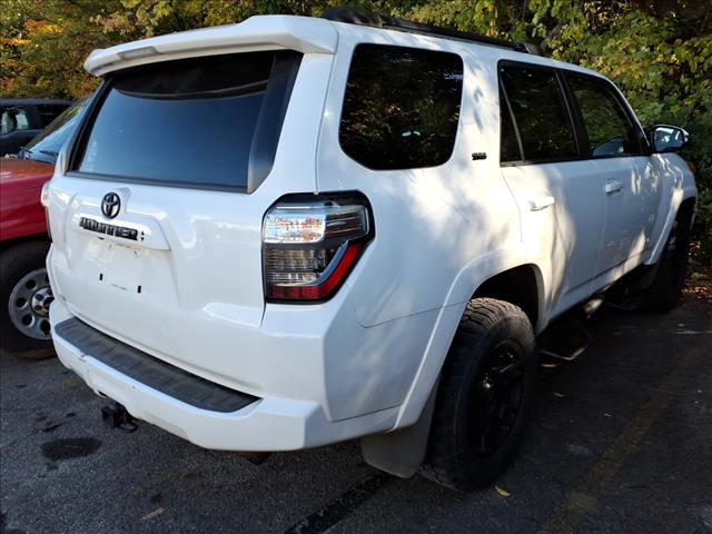 2020 Toyota 4Runner SR5 Premium - Photo 3