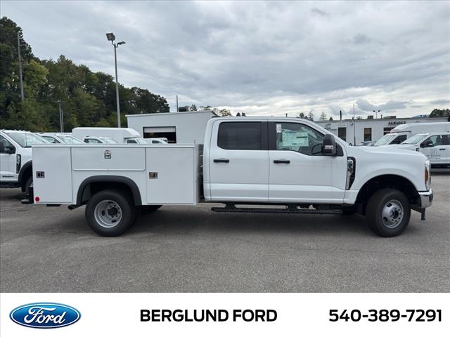 2025 Ford F-350 Super Duty XL - Photo 4
