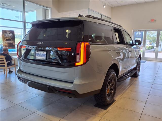2025 Ford Expedition Tremor - Photo 4
