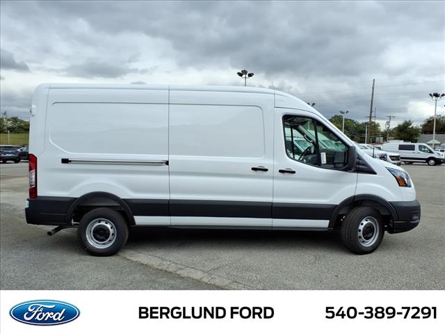 2025 Ford Transit Base - Photo 4