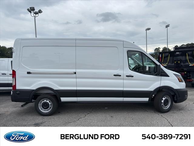 2025 Ford Transit Base - Photo 4