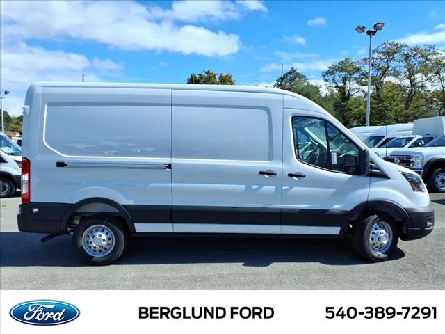 2025 Ford Transit Base - Photo 4