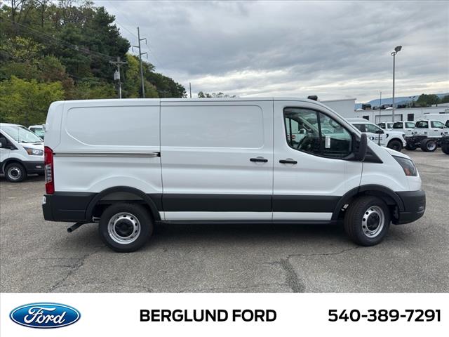 2025 Ford Transit Base - Photo 4