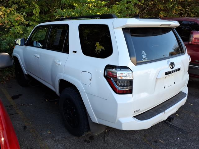 2020 Toyota 4Runner SR5 Premium - Photo 4