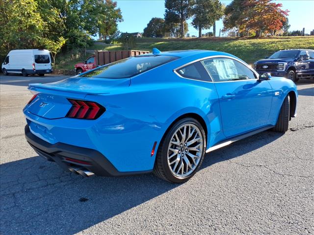 2025 Ford Mustang GT Premium - Photo 5