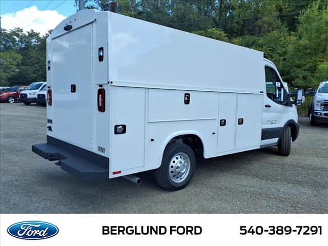 2024 Ford Transit Base - Photo 5