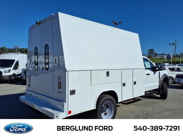 2025 Ford F-550 XL - Photo 5