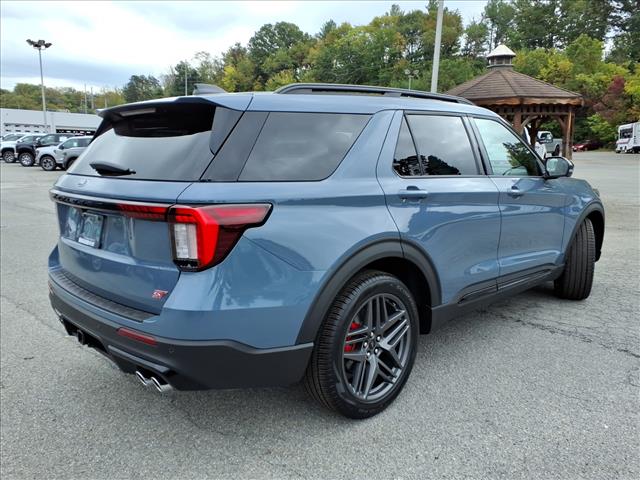 2025 Ford Explorer ST - Photo 5
