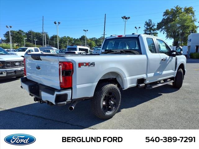 2025 Ford F-350 Super Duty XL - Photo 5
