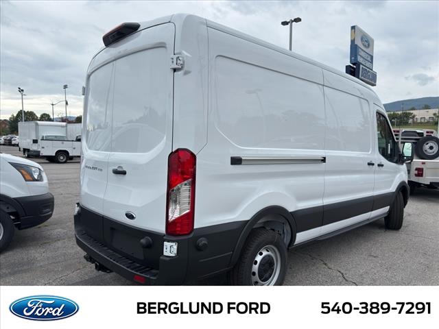 2025 Ford Transit Base - Photo 5