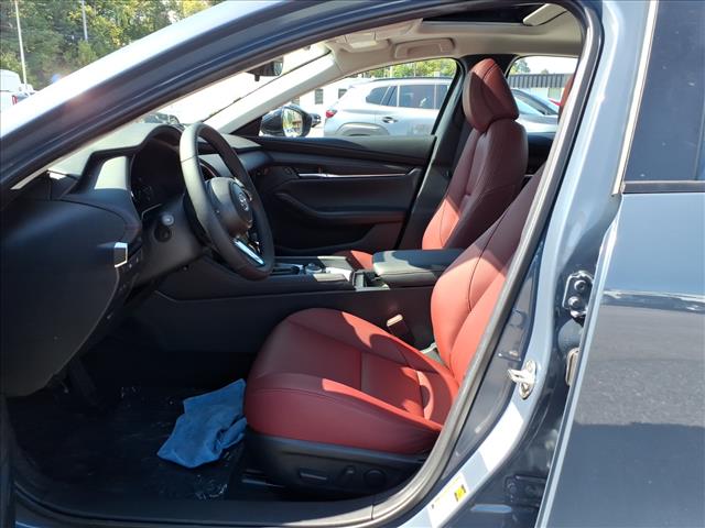 2025 Mazda Mazda3 Sedan 2.5 S Carbon Edition - Photo 5