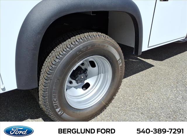 2025 Ford F-350 Super Duty XL - Photo 6