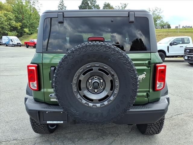 2024 Ford Bronco Black Diamond - Photo 6
