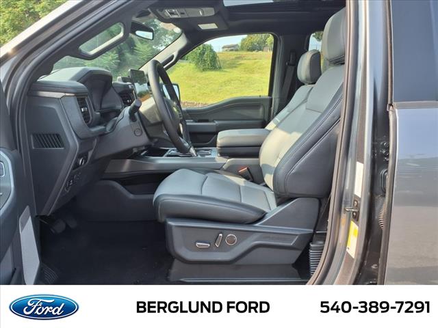 2025 Ford F-150 Lightning Lariat - Photo 6