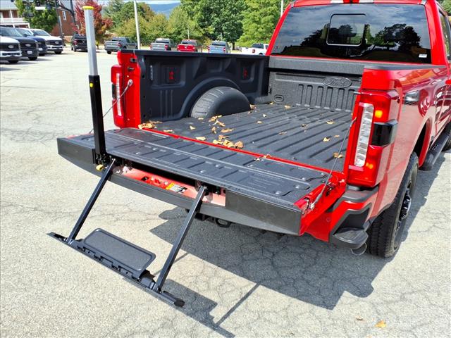2026 Ford F-250 Super Duty XLT - Photo 6
