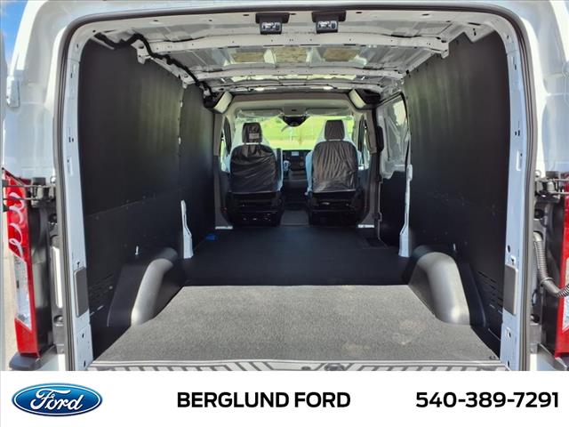 2025 Ford Transit Base - Photo 6