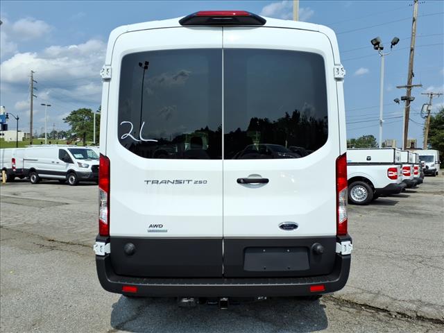 2025 Ford Transit Base - Photo 6