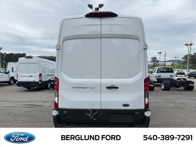 2025 Ford Transit Base - Photo 6