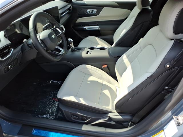 2025 Ford Mustang EcoBoost Premium - Photo 7