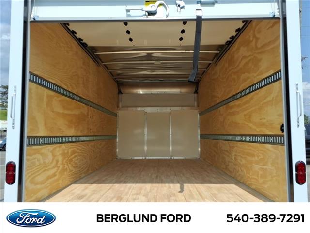 2026 Ford E-Series Base - Photo 7
