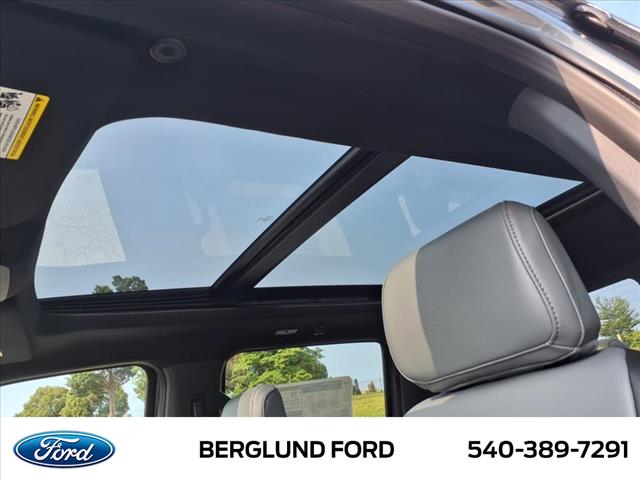 2025 Ford F-150 Lightning Lariat - Photo 7