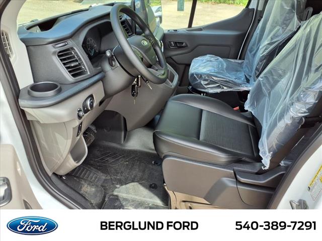 2025 Ford Transit Base - Photo 7