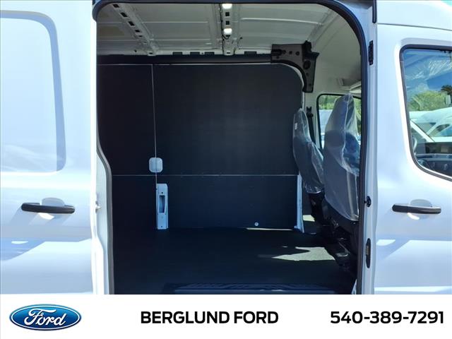 2025 Ford Transit Base - Photo 7