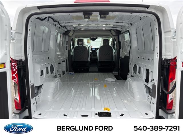 2025 Ford Transit Base - Photo 7