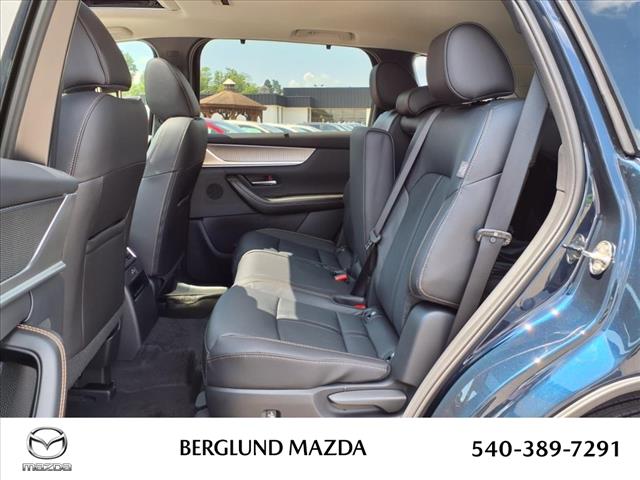 2025 Mazda CX-90 Preferred Package - Photo 7